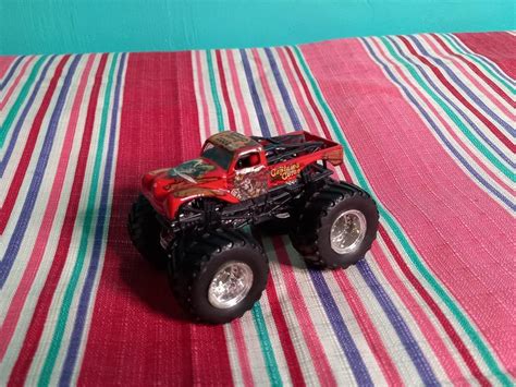 Hot Wheels Monster Jam Captain S Curse Freestyle Champion Hobbies Toys Toys Games On