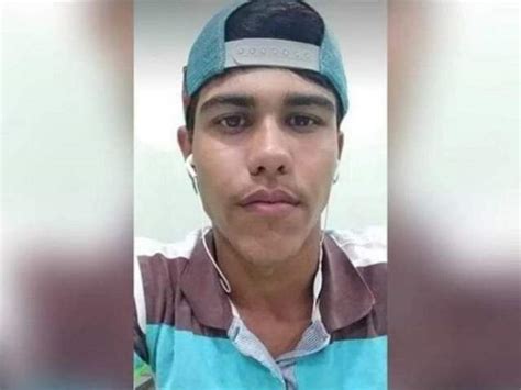 Jovem De 18 Anos é Assassinado A Facadas Durante Festa De Carnaval