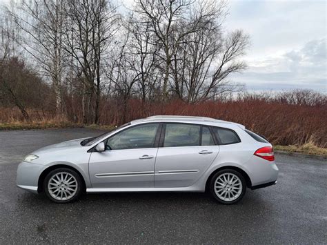 Renault Laguna 3 2 0 dci 130km 2008r 6 biegów Xenon Hak 2 kpl opon