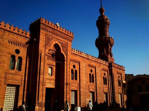 Sudan ın simgelerinden Hartum Ulu Camii yeniden ibadete açıldı Baran