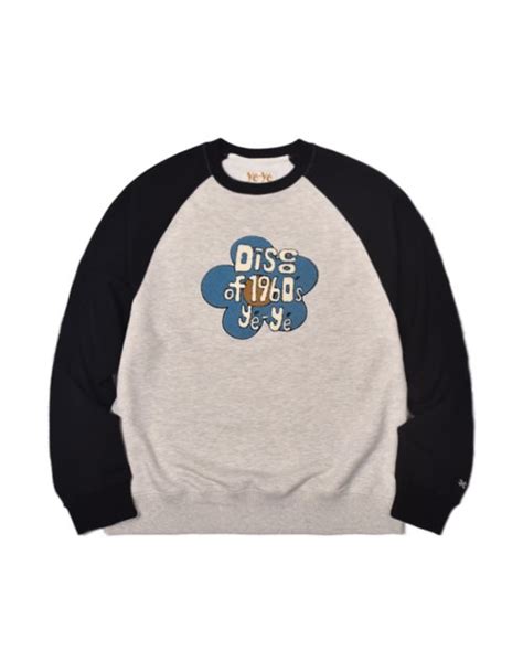 MUSINSA YEYE Flower Logo Crewneck Black