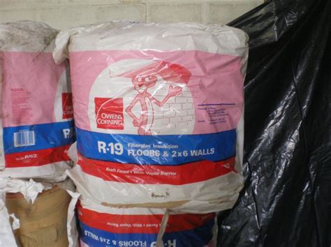 Lot - R-19 Insulation