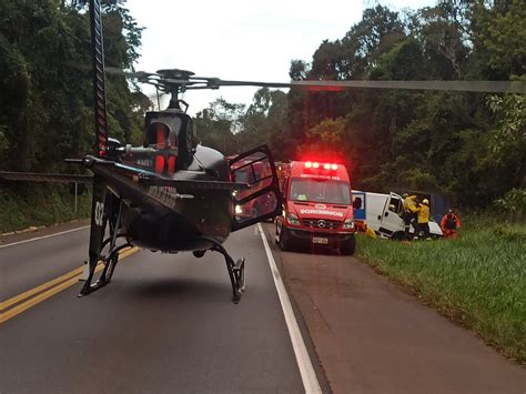 Motorista preso às ferragens é socorrido desacordado e menino de 8 anos