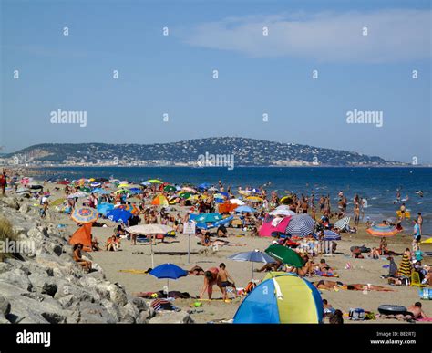 Beach sete france hi-res stock photography and images - Alamy