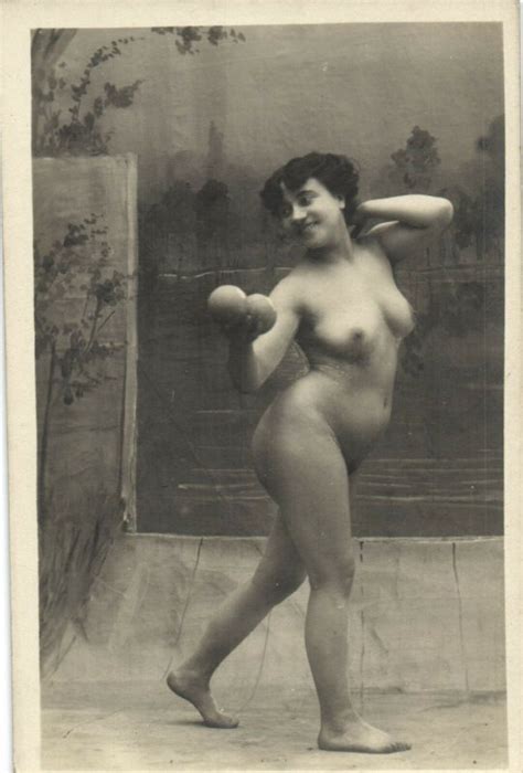 Pc Cpa Risque Nude Female Lady Holding Orbs Real Photo Postcard