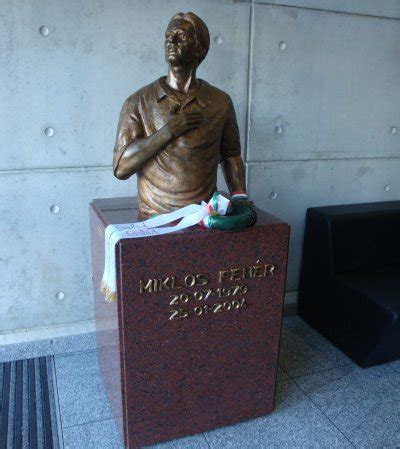 The Sporting Statues Project: Miklós Fehér: SL Benfica, Estadio de Luz, Lisbon