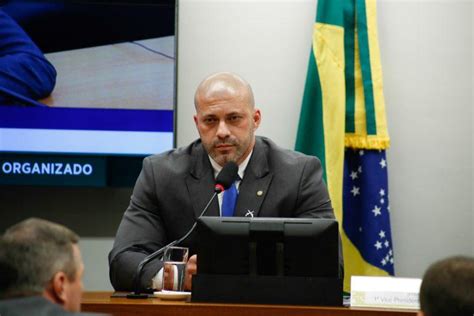 Advogado de Daniel Silveira vai à PGR por prisão de Alexandre de Moraes