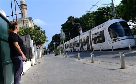 Tel Aviv Light Rail Launches Amid Multiple Challenges Criticism Over