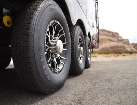 The Best Trailer Tires Brand Buying Guide