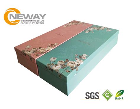 Luxury Custom Printed Gift Boxes With Lids Square Deluxe Rigid Paper