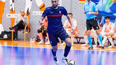 Futsal Trois Joueurs De LÉtoile Lavalloise Convoqués En équipe De