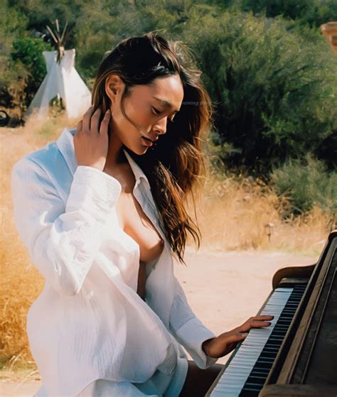 Jarah Mariano Nude Sexy 17 Photos TheFappening