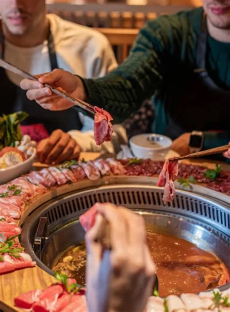 DaLongYi Hot Pot La Empresa Red Dragon Hot Pot