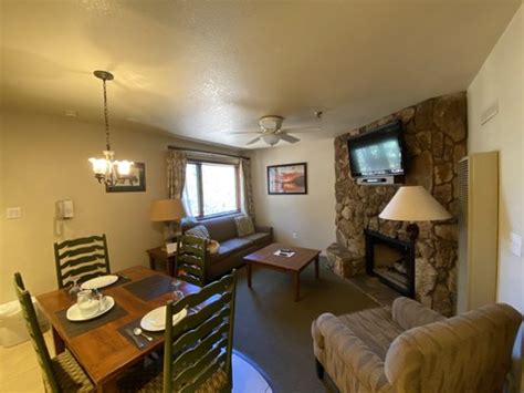 SNOW LAKE LODGE - Updated January 2025 - 101 Photos & 103 Reviews ...