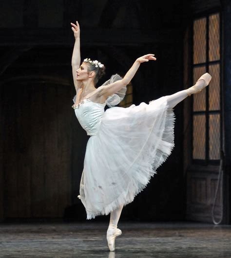 Royal Ballet - La Sylphide | Royal ballet, Ballet images, Ballet ...