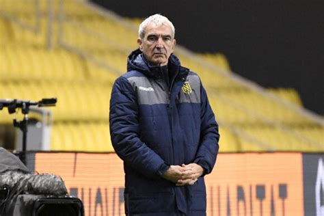 Photo Raymond Domenech Lors Du Match De Football Nantes Monaco