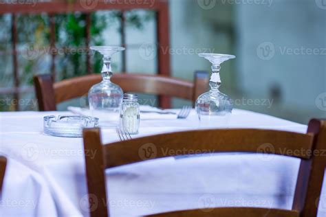 Restaurant view with table and chairs 20092777 Stock Photo at Vecteezy