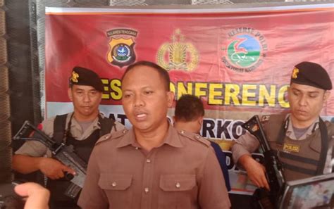 Polres Kendari Tangkap Napi Pengendali Narkoba Disimpan Di Selangkangan