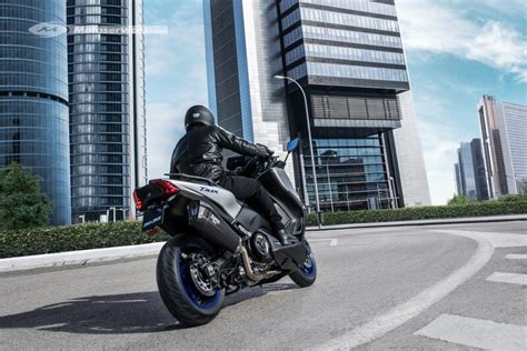 Yamaha TMAX SX Sport Edition 2018 le 530 retrouve sa série spéciale