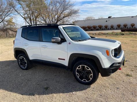 2017 Jeep Renegade 4x4 Are You Ready For A Trailhawk Nex Tech Classifieds