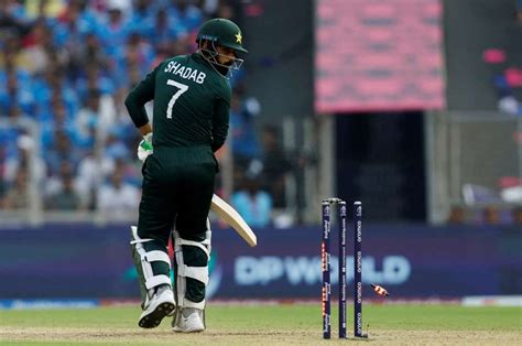 Pakistan S Shadab Khan Doubtful For World Cup Clash With New Zealand