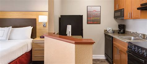 Explore the TownePlace Suites by Marriott Denver Downtown | SPIRE ...