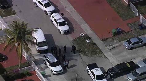 Man Hospitalized After Shooting In Miami Gardens Neighborhood Nbc 6