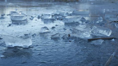 Agua Congelada Hielo En El Paisaje Hermoso De La Naturaleza Del