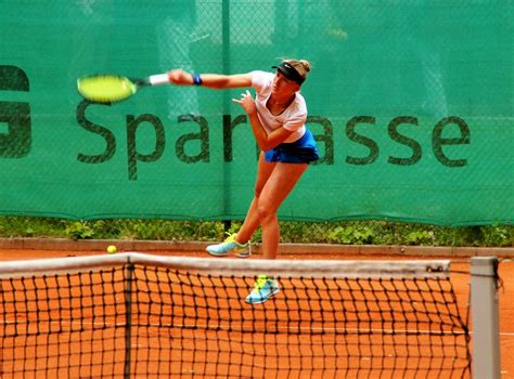 Blau Weiß Damen spielen erstklassig TC Blau Weiß Dresden Blasewitz e V