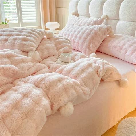 Faux Fur Warm Fluffy Bedding Sett Plush And Warm Bedding Roomtery