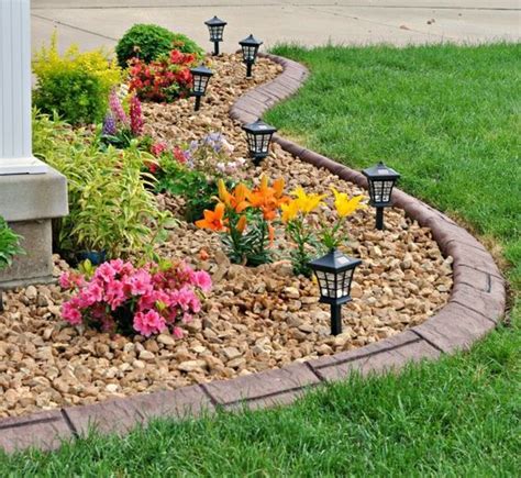 20+ Front Yard Landscaping Ideas With Pebbles – The Urban Decor