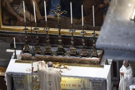 Le Foto Della Prima Messa Del Papa A San Pietro Dopo La Riapertura Il