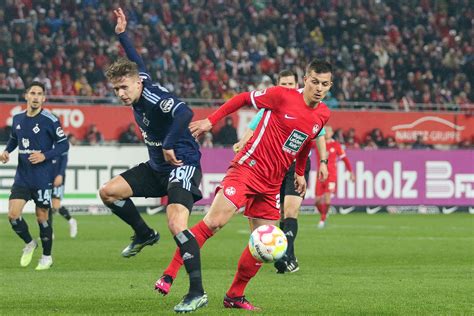 28 Spieltag 1 Fc Kaiserslautern Hamburger Sv 20 00 Der Betze