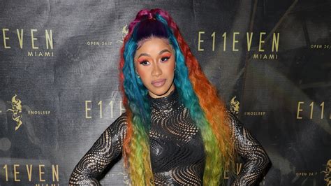 Cardi B Debuts Rainbow Wig On Instagram After Splitting From Offset