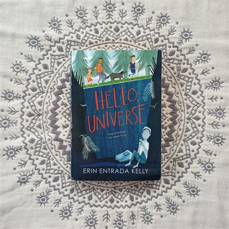 Hello Universe By Erin Entrada Kelly Young Inspirational Light Fiction