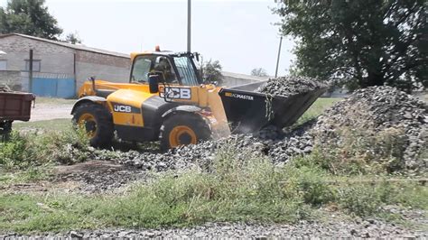 Jcb Agri On Typical Construction Works Llc Landtech Official