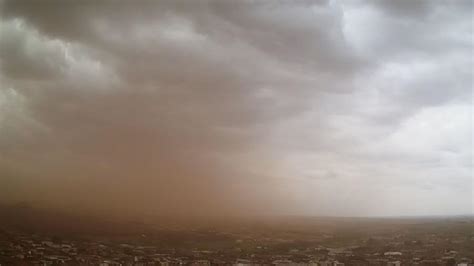 Vídeo Tempestade de areia atinge cidades e deixa céu vermelho em SP