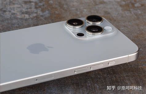 苹果又一手机被曝光！iphone 17 Pro Max传闻镜头大改，与苹果ar交互 知乎