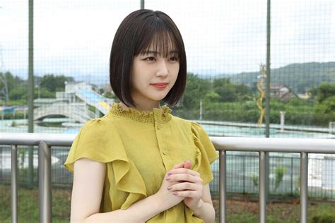 【写真 13枚】abc「高校野球ショートドラマ『ふたりの背番号4』」に出演するなえなのさん （c）abc Mantanweb（まんたんウェブ）