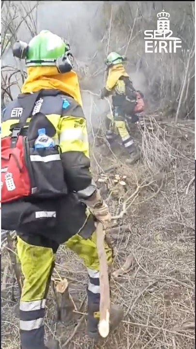 Unas 3200 Personas Han Sido Evacuadas Tras La Reactivación Del Incendio