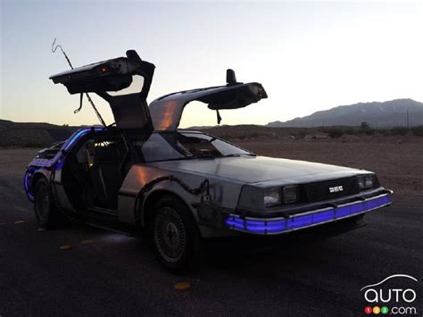 Signed DeLorean from “Back to the Future” for sale on eBay | Car News | Auto123