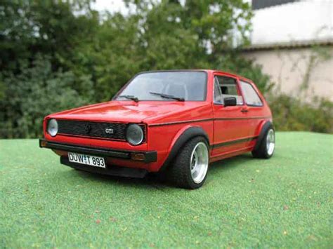 Modellino In Miniatura Volkswagen Golf Gti Solido Jantes Ats