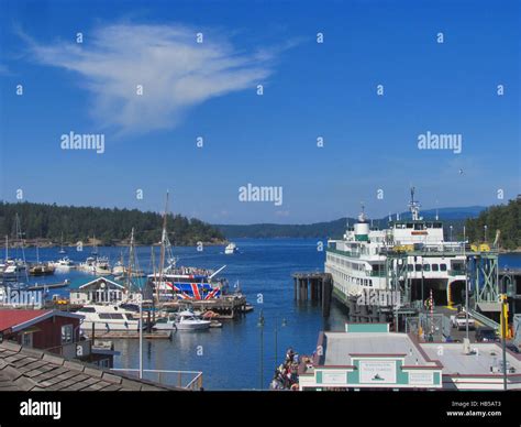 Ferry Dock and Marina, Friday Harbor, Wa Stock Photo - Alamy