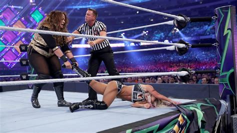 Wrestlemania 34 ~ Alexa Bliss vs Nia Jax - WWE Photo (41293842) - Fanpop