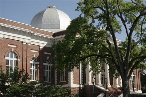 Cosmopolitan Selects 10 Hbcus Among Most Beautiful College Campuses