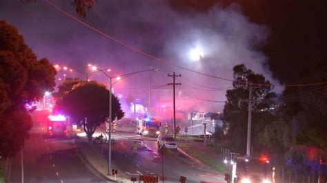 Fire Crews Battle Suspicious Shop Blaze In Melbourne S North Abc News