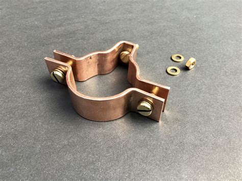 Copper Universal Pipe Clamp 50mm Diameter Copper Pipe Fittings