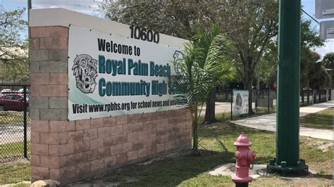 10 people taken to hospital after fight at Royal Palm Beach High School