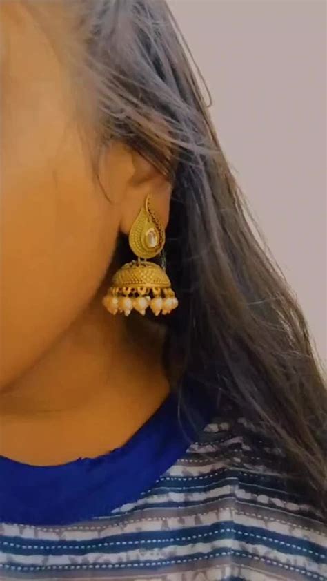 Golden And Green Zinc Alloy Base Women Meenakari Jhumka Earring At