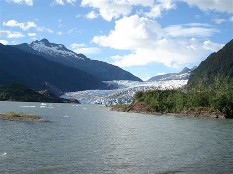 Mendenhall Glacier, Juno Alaska WHAT A BEAUTIFUL PLACE. MY MOM AND I ...